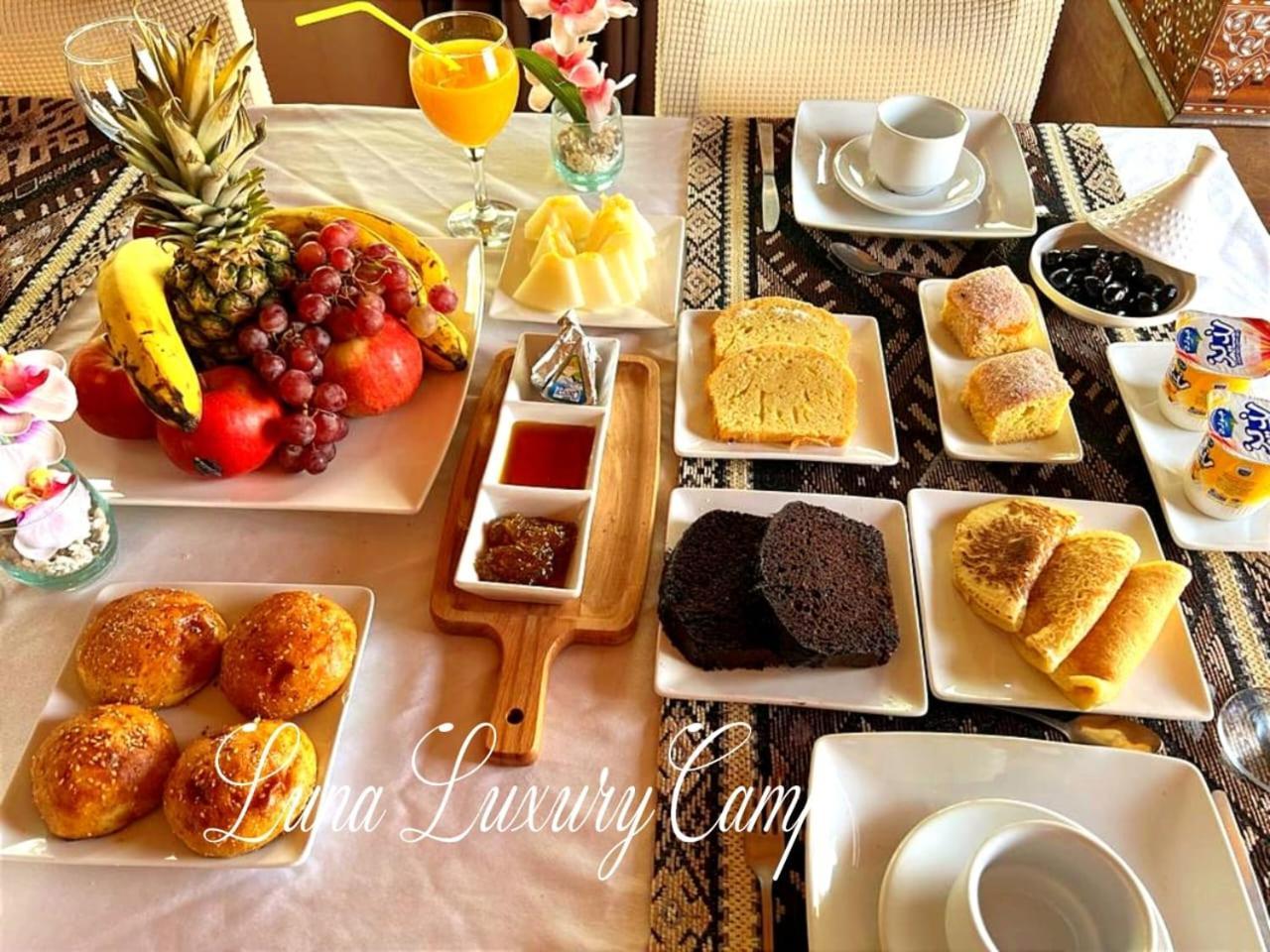 Luna Luxury Camp Hotel Merzouga Bagian luar foto